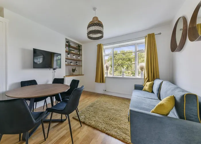 Stylish Modern 2 Bed In Central